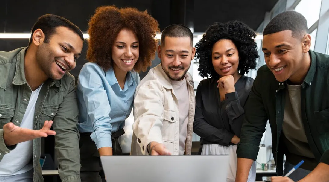 Best IT Networking Certifications in 2025 1 Logos of CompTIA Network+ and Cisco CCNA against a background of network cables.